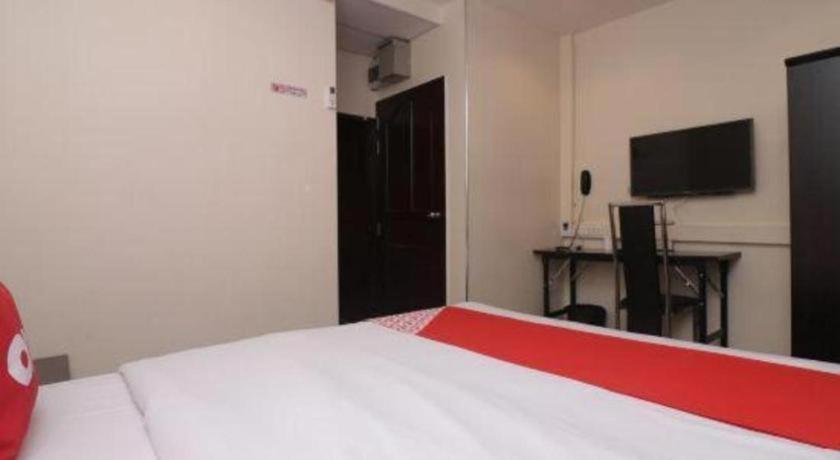 Oyo 253 Kk 11 Boutique Inn กรุงเทพมหานคร ภายนอก รูปภาพ